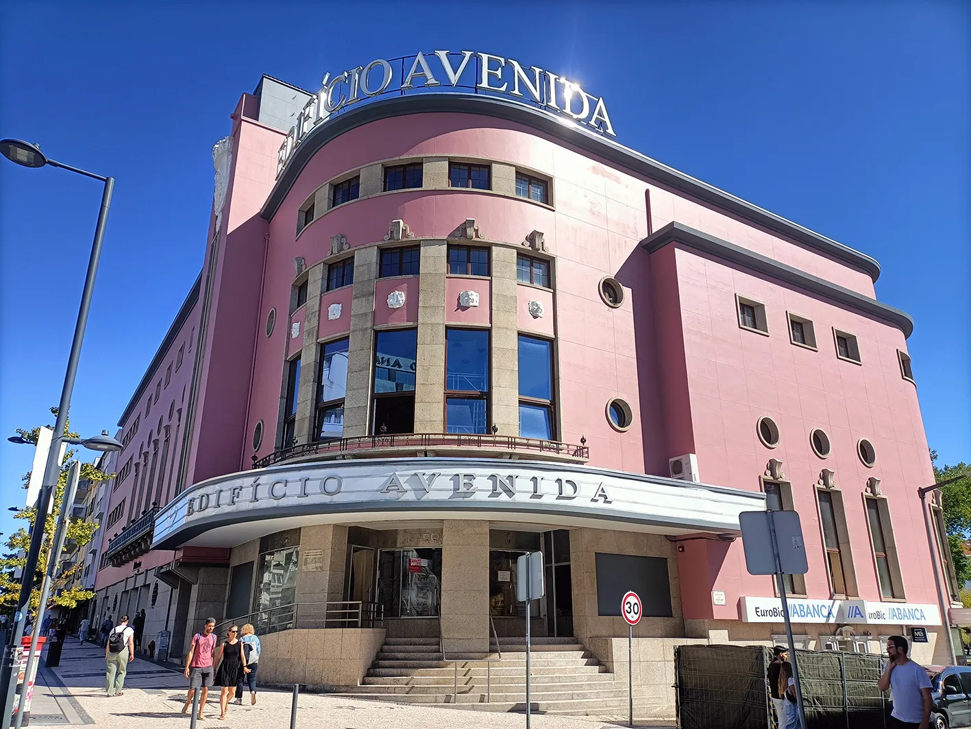 Edifício avenida bertrand aveiro