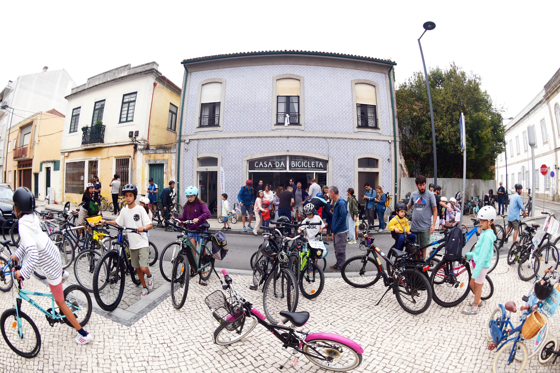 Kidical mass em aveiro set24