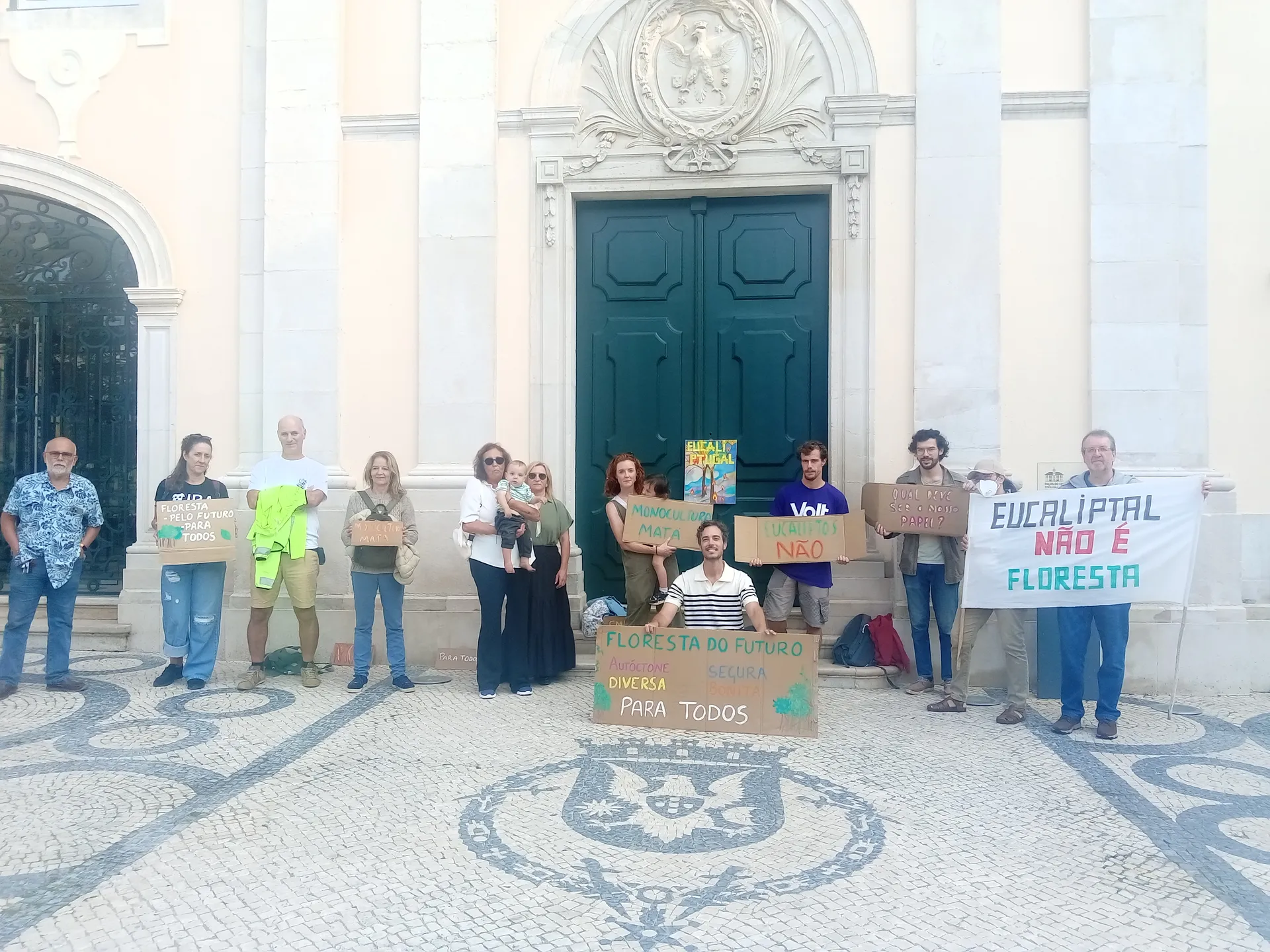 Protesto incendios em aveiro