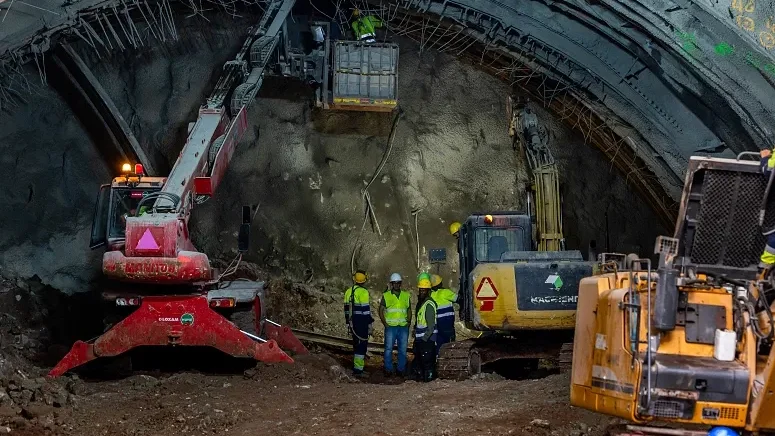 Obras Metro Lusa