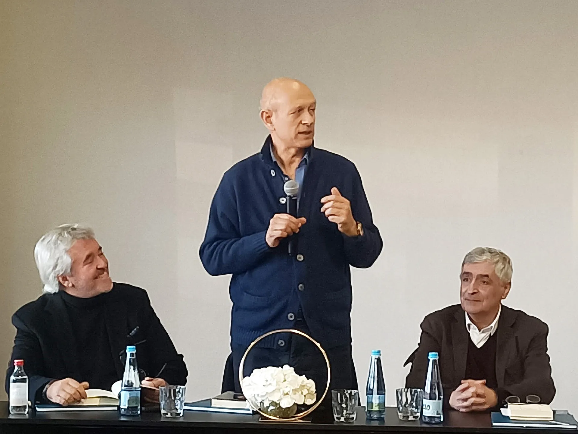 Alberto Souto Apresenta Livro