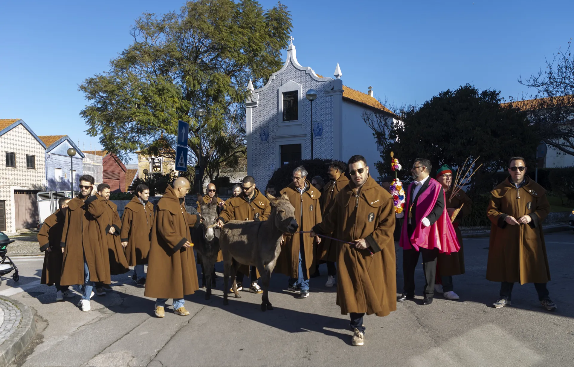 Cortejo Das Oferendas Mordomia Sao Goncalinho