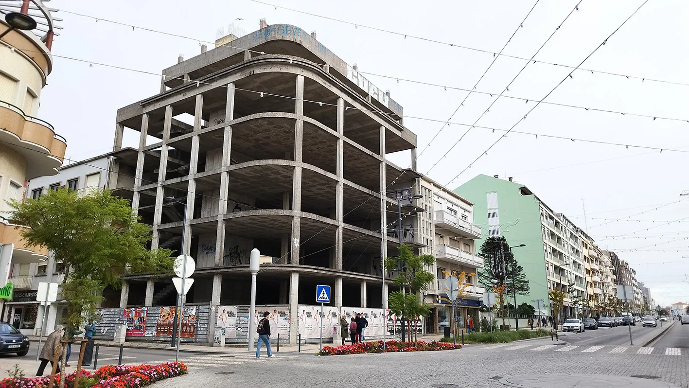 Predio Avenida Lourenco Peixinho